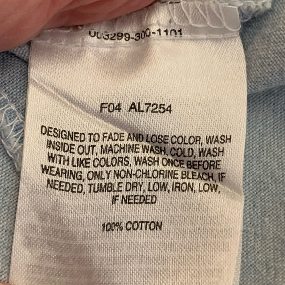 Columbia Chambray Halifax Top Size L - Picture 8 of 9